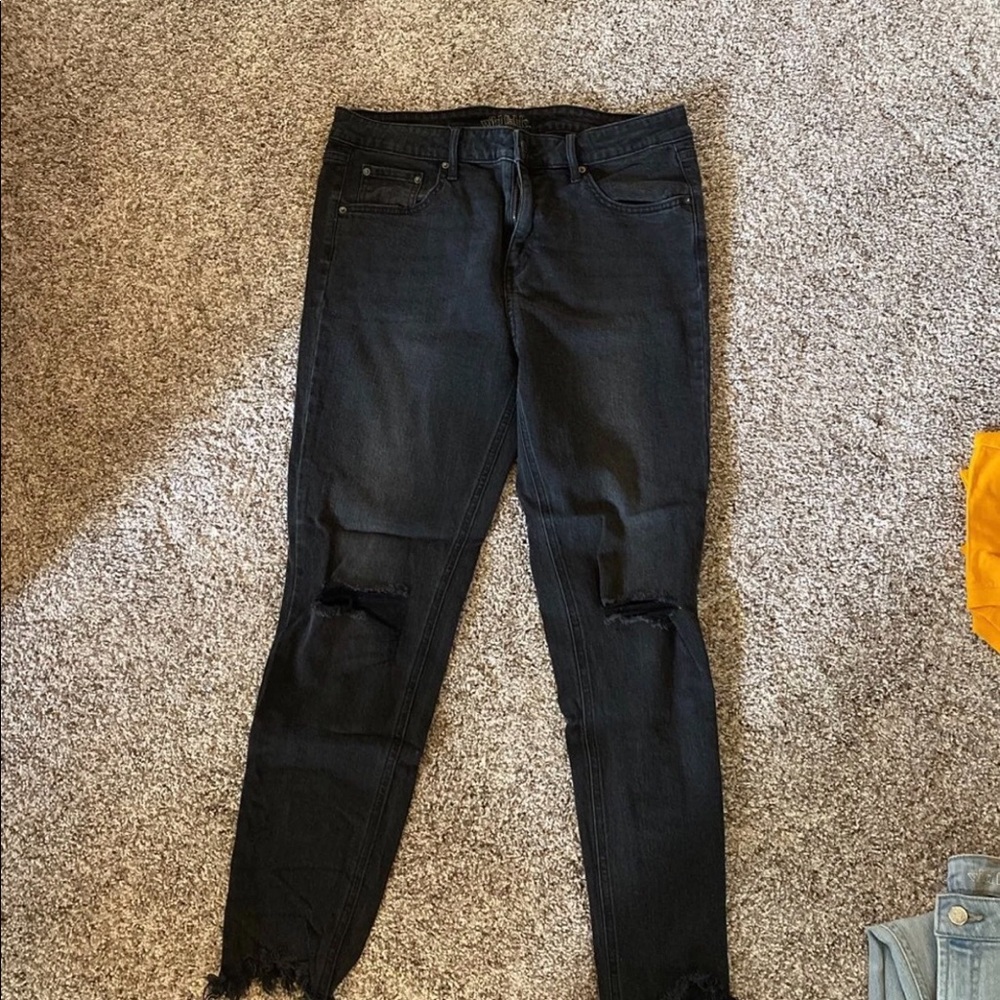 Black skinny ripped jeans